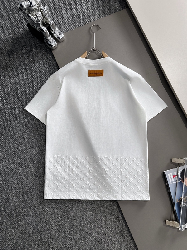 ブランドTシャツ背面デザイン